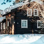 Bardola Fjelltun *